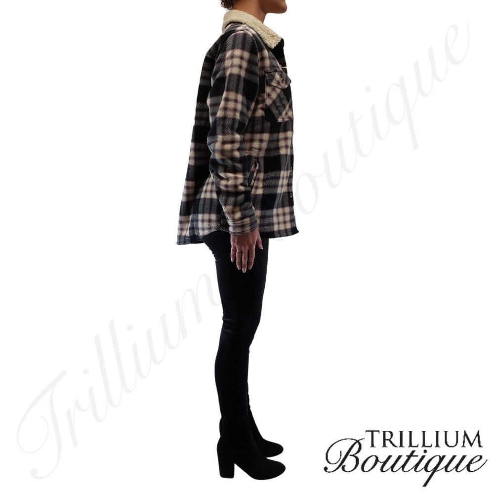 Soho Threads Black Wood Rose Plush Shirt Jacket - Picture 5 of 7